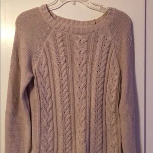Cable knit beige sweater